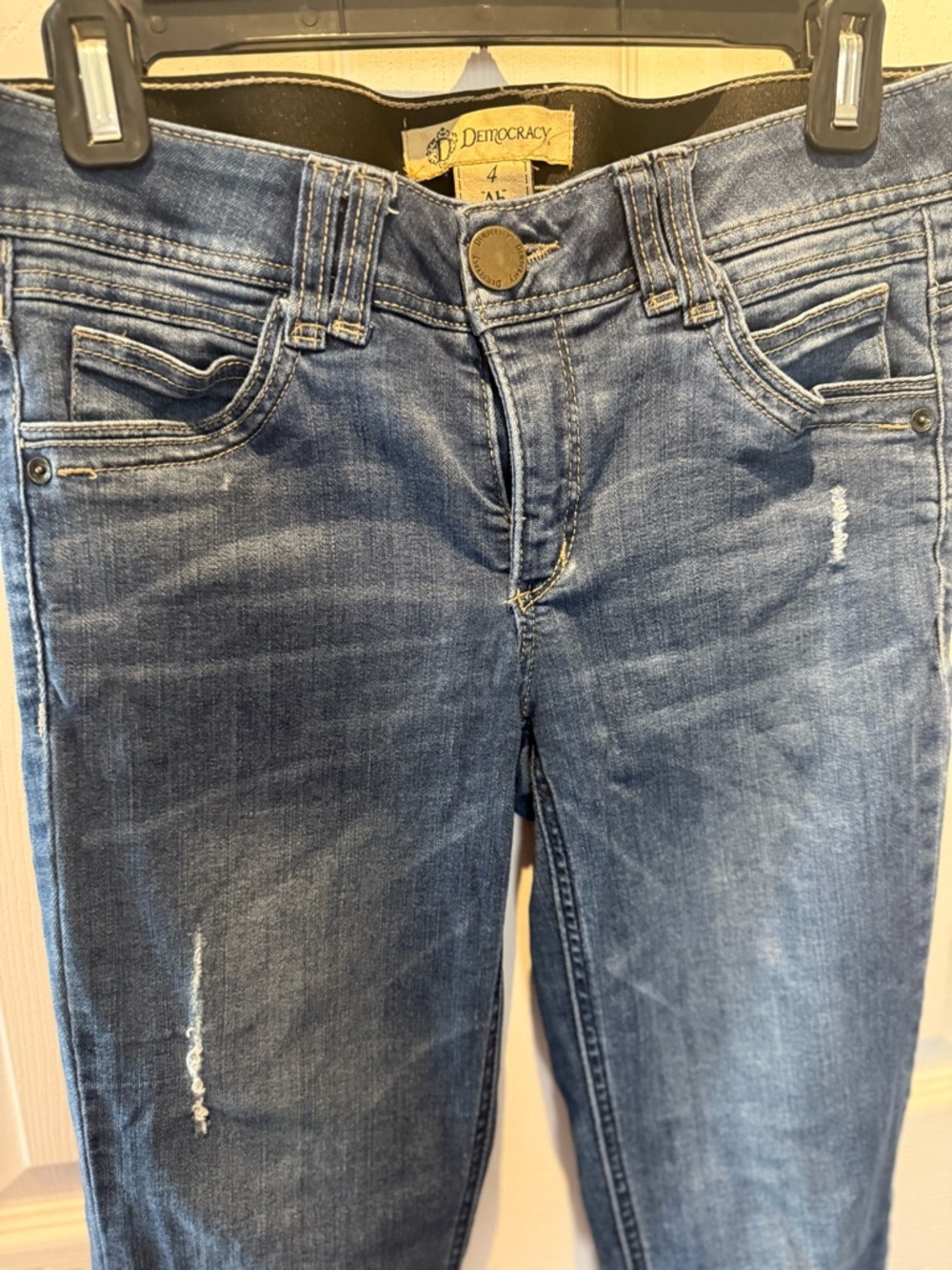 Democracy Womens Size 4 Ab Technology Skinny Jeans Dark/Med Wash Frayed Hem - Picture 2 of 11
